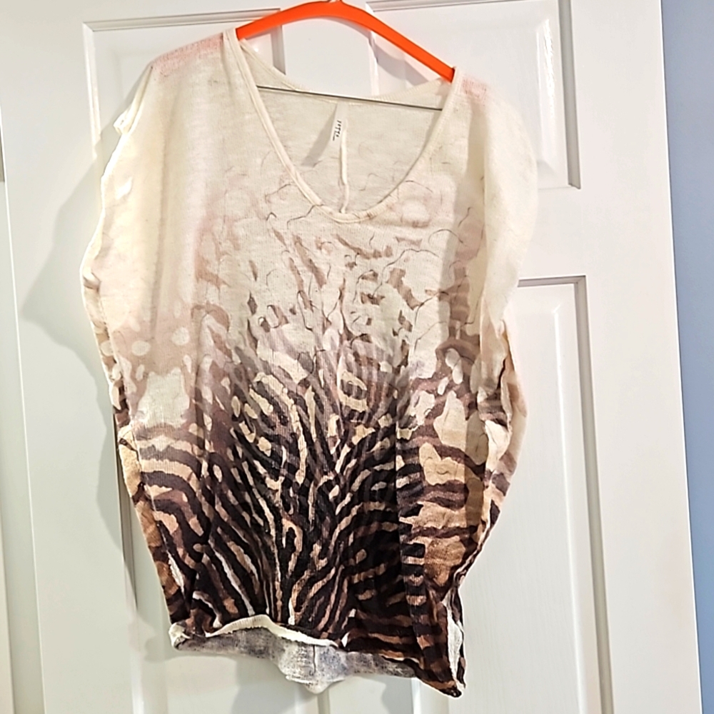 Lightweight Sleeveless Sweater Size M (Fits like L)